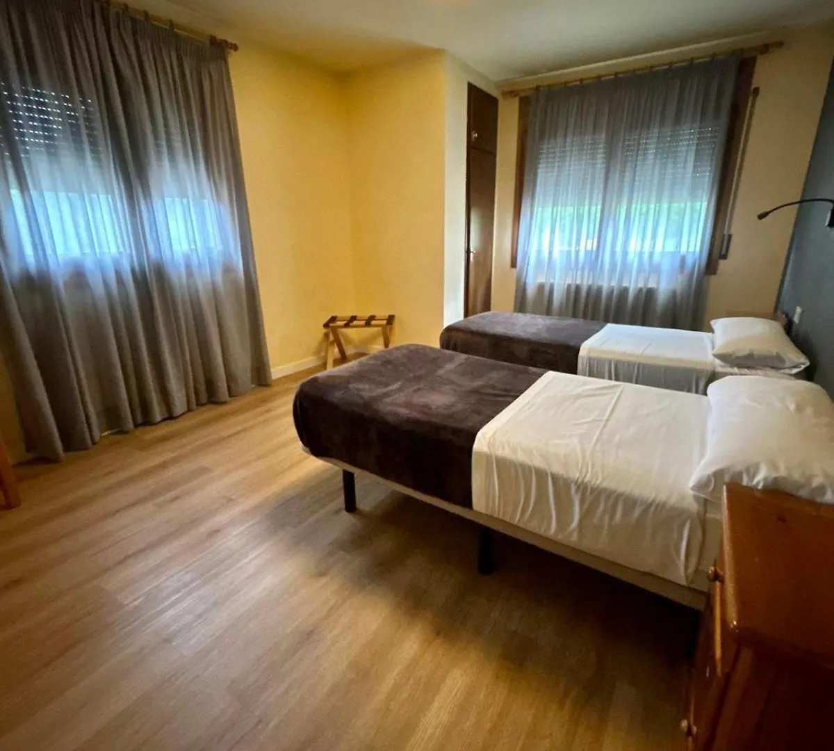 Apartamentos Turisticos Poblado Arinsal Aparthotel