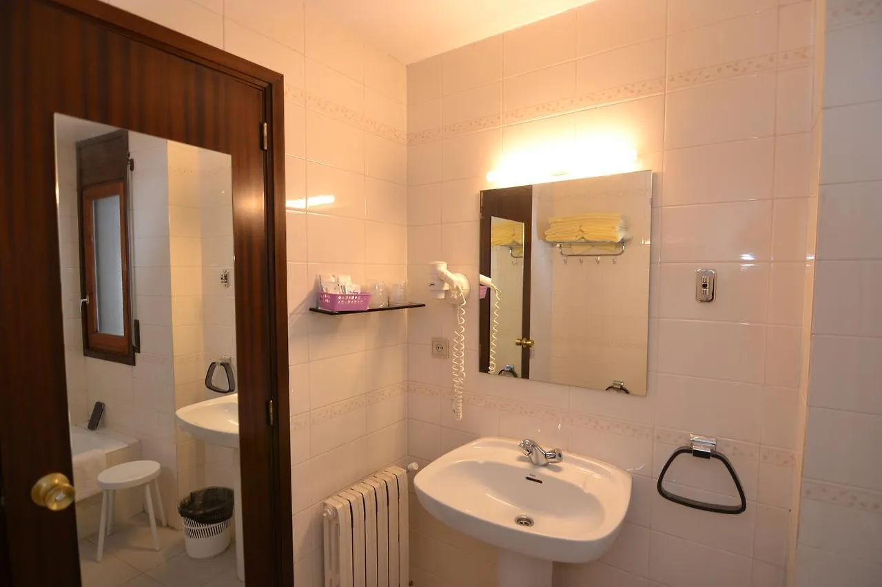 Apartamentos Turisticos Poblado Arinsal Apartahotel